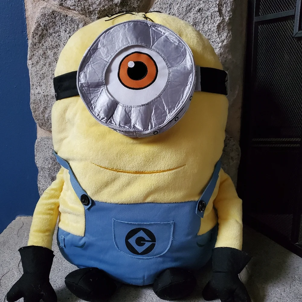 Despicable Me Minion Stuart Plush Toy